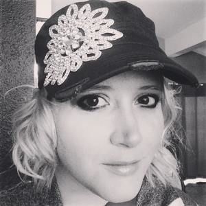 Meet your Posher, Jenna