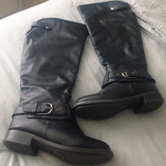 Black Tall Boots