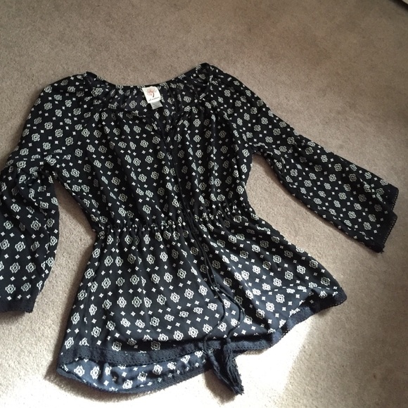 Top - Picture 1 of 3