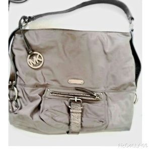 100% Authentic Michael Kors surprize makeup bundle