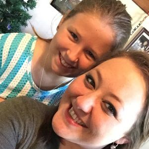 Meet your Posher, Holly