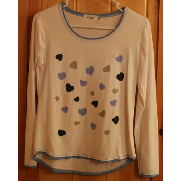 Cream Long-Sleeve Top with Blue Hearts