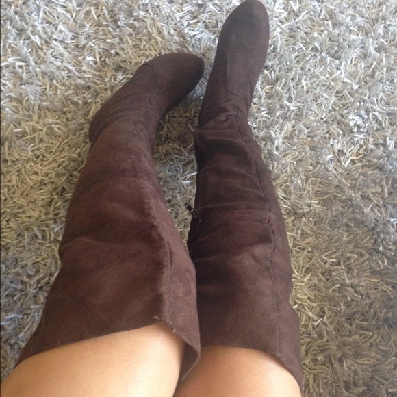 Over knee  Brown Boot