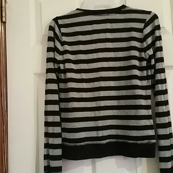 Black and gray sweater/fleece/cardigan top - Picture 3 of 4