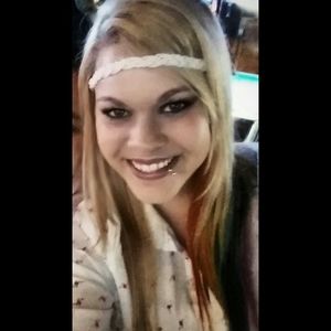 Meet your Posher, Ashlynn