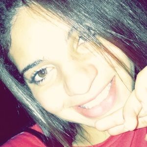 Meet your Posher, Camille