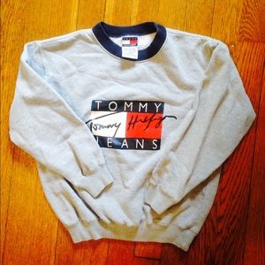 Great vintage Tommy Jeans kids sweatshirt