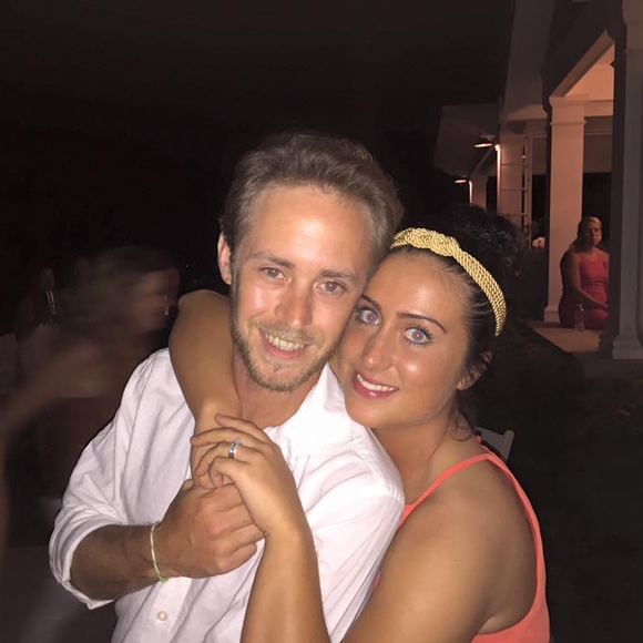 Meet your Posher, Keely - Picture 1 of 3