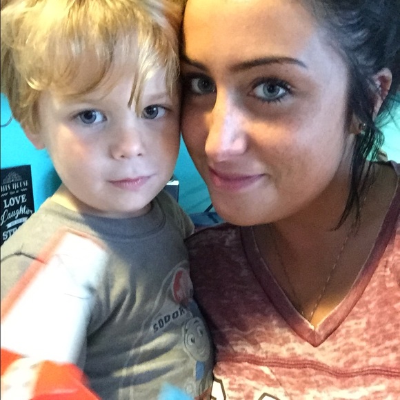 Meet your Posher, Keely - Picture 3 of 3