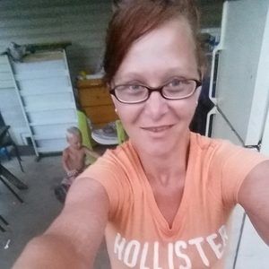 Meet your Posher, Kendra