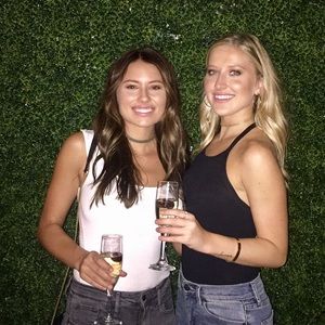 Meet your Posher, Savannah