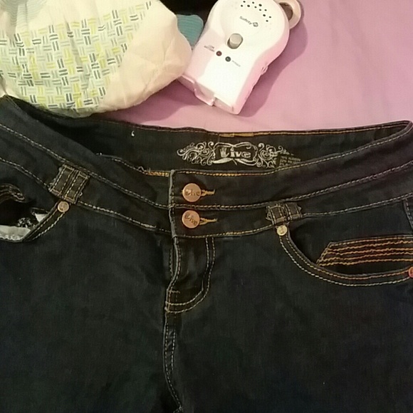 Dark blue jeans - Picture 2 of 4