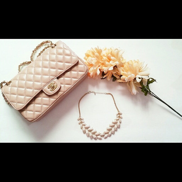 Light pink and gold leaf necklace