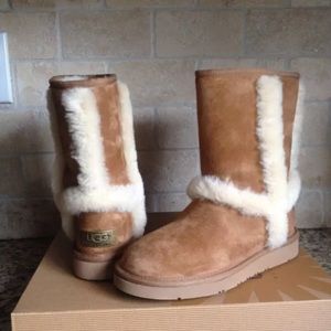 100% authentic brand new carter boots!!