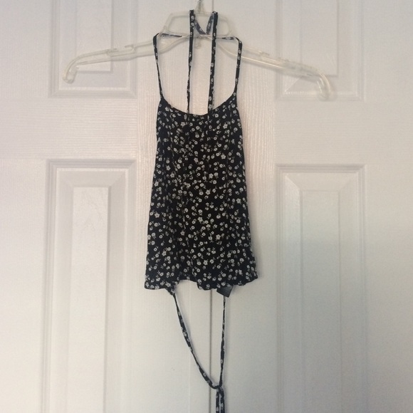 👄SOLD👄 backless halter top - Picture 1 of 2