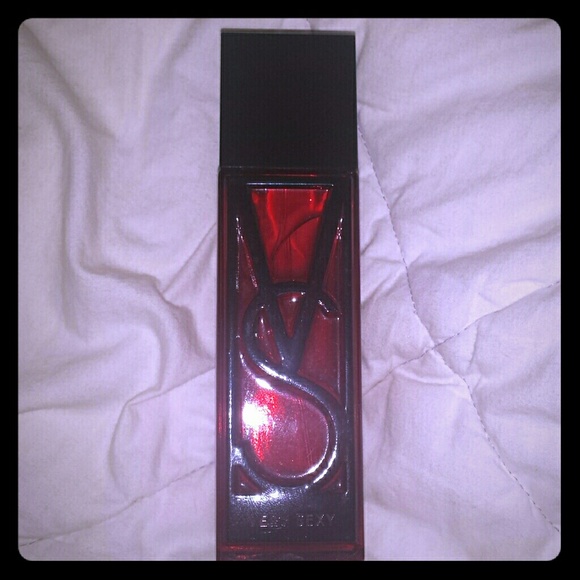 TODAY ONLY PRICEVictorias Secret Very Sexy Perfume