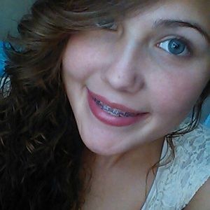 Meet your Posher, Cierra