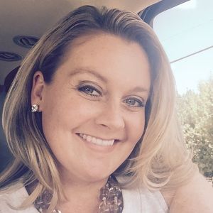 Meet your Posher, Leslie