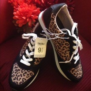 Shoes print animal