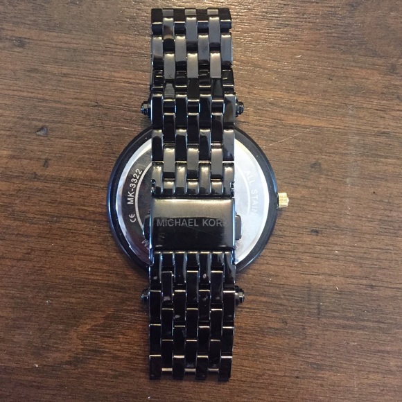 Michael Kors Watch - Picture 2 of 4