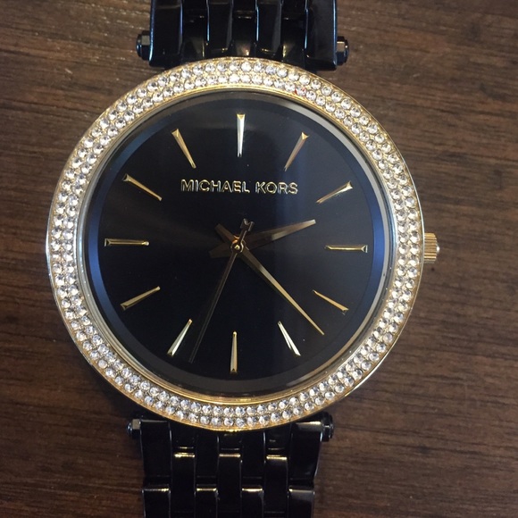 Michael Kors Watch - Picture 3 of 4