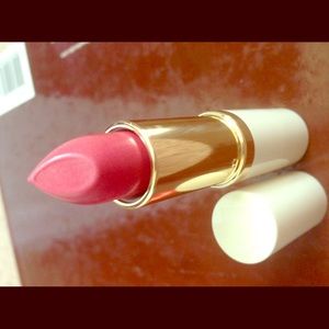 Estée Lauder pink parfait shimmer lipstick