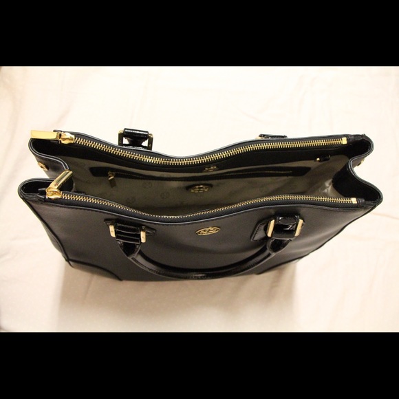 ‼️SOLD‼️Tory Burch Robinson Double Zip Tote Bag - Picture 2 of 4