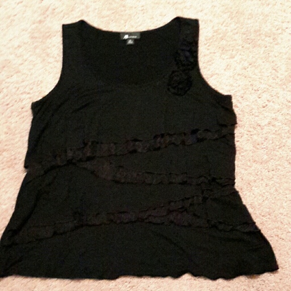 Flattering Black Sleeveless Top