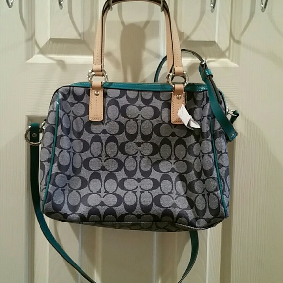 ππHP π―% Authentic Coach handbag πβΊ - Picture 2 of 4