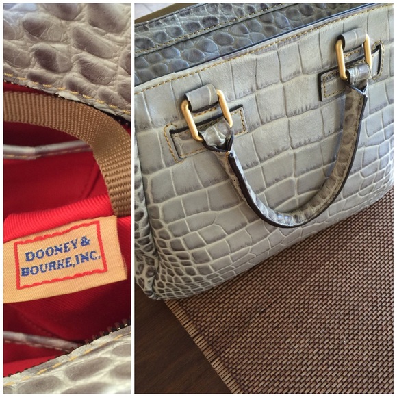SOLD: [HP] Dooney & Bourke Campbell Croc - Picture 3 of 4