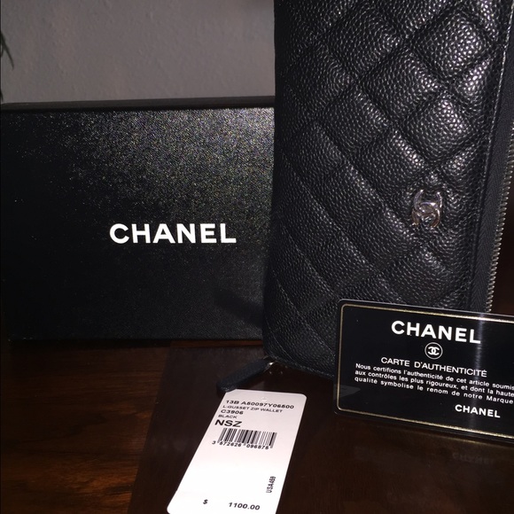 ❌SOLD❌ Chanel Large zip around wallet