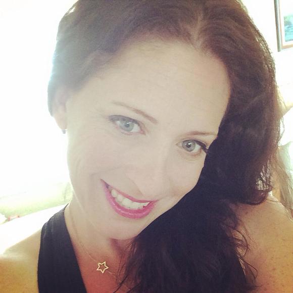 Meet your Posher, Sarah - Picture 1 of 1