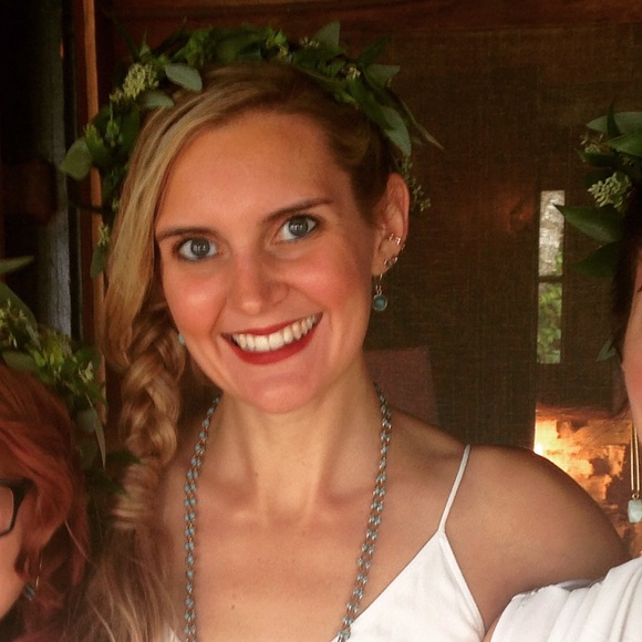 Meet your Posher, Cait