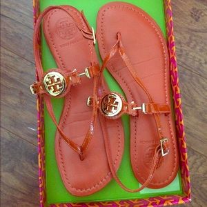 Tory Burch Ali Thong Sandals- Like New