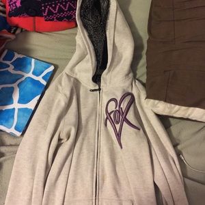 Medium fox sweatshirt