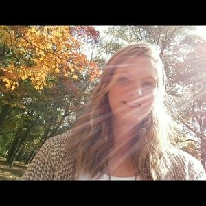 Meet your Posher, Rebekah