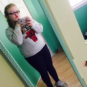 Meet your Posher, Alexis