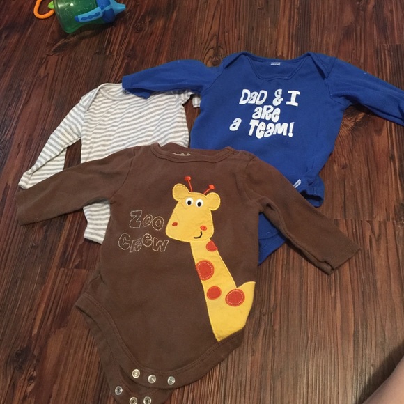3 long sleeve onesies. Boy