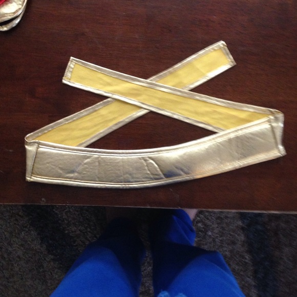 Superwoman costume - Picture 3 of 4