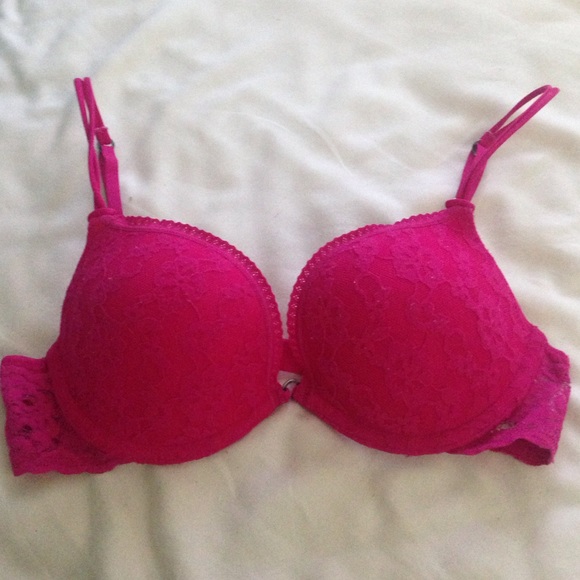 Hot pink lace Hollister push up bra 32B
