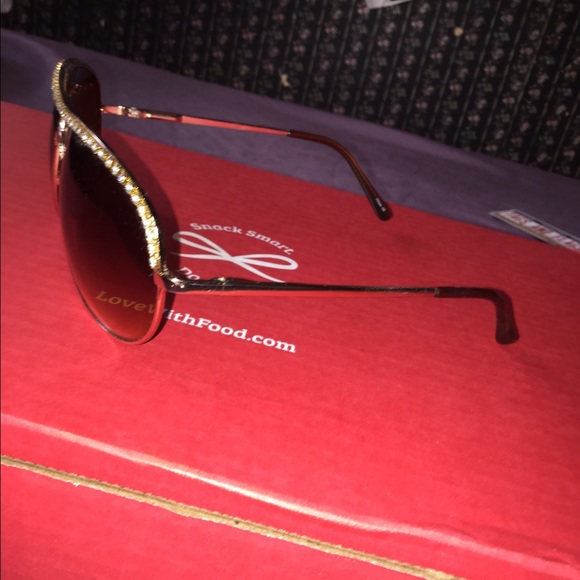 Diamond sunglasses ?? - Picture 2 of 4