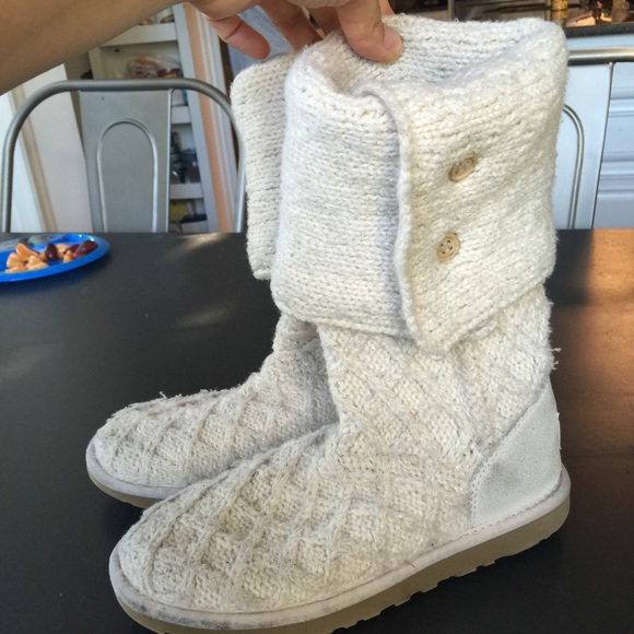 Ugg knitted boots tan size 7
