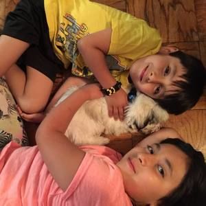 Meet your Posher, Yaneth