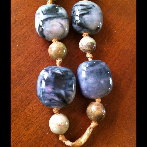 Vintage Glass Necklace - Picture 3 of 4