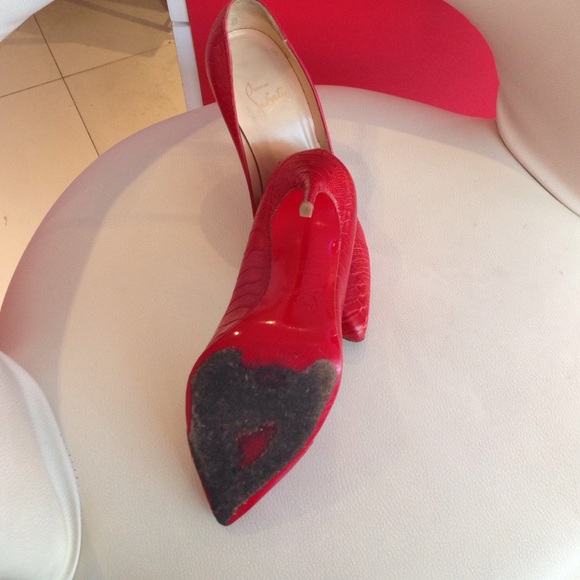 Shoes - Picture 3 of 3