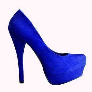 Blue suede pumps