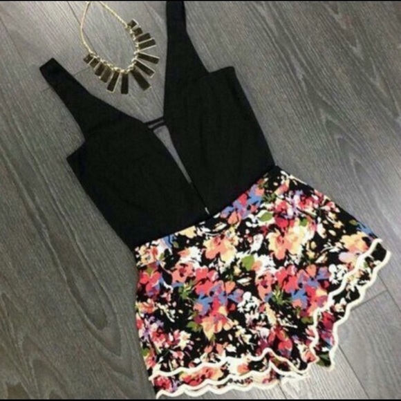 Deep V neck Floral Romper