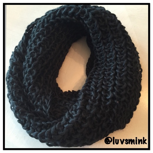 Boutique Accessories - INFINITY SCARF - BLACK