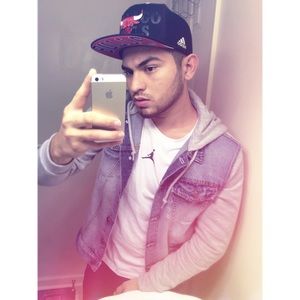 Meet your Posher, Josue