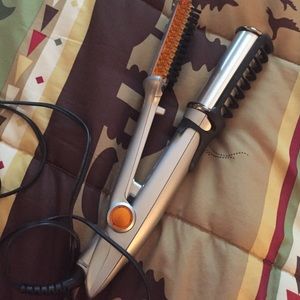 InStyler hair tool.
